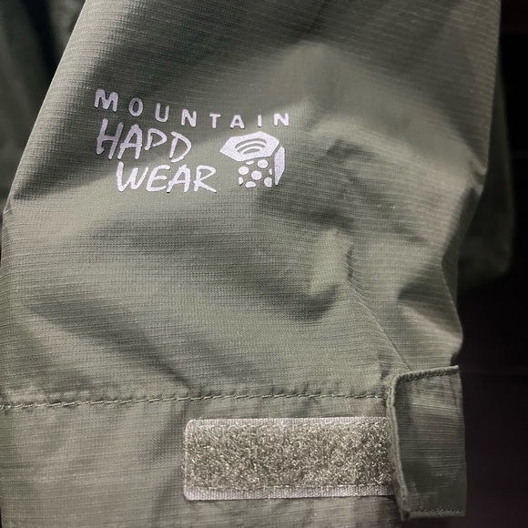 New/ Never Warn or Washed >Mountain Hardware Gore-Tex size S/P - Picture 4 of 11